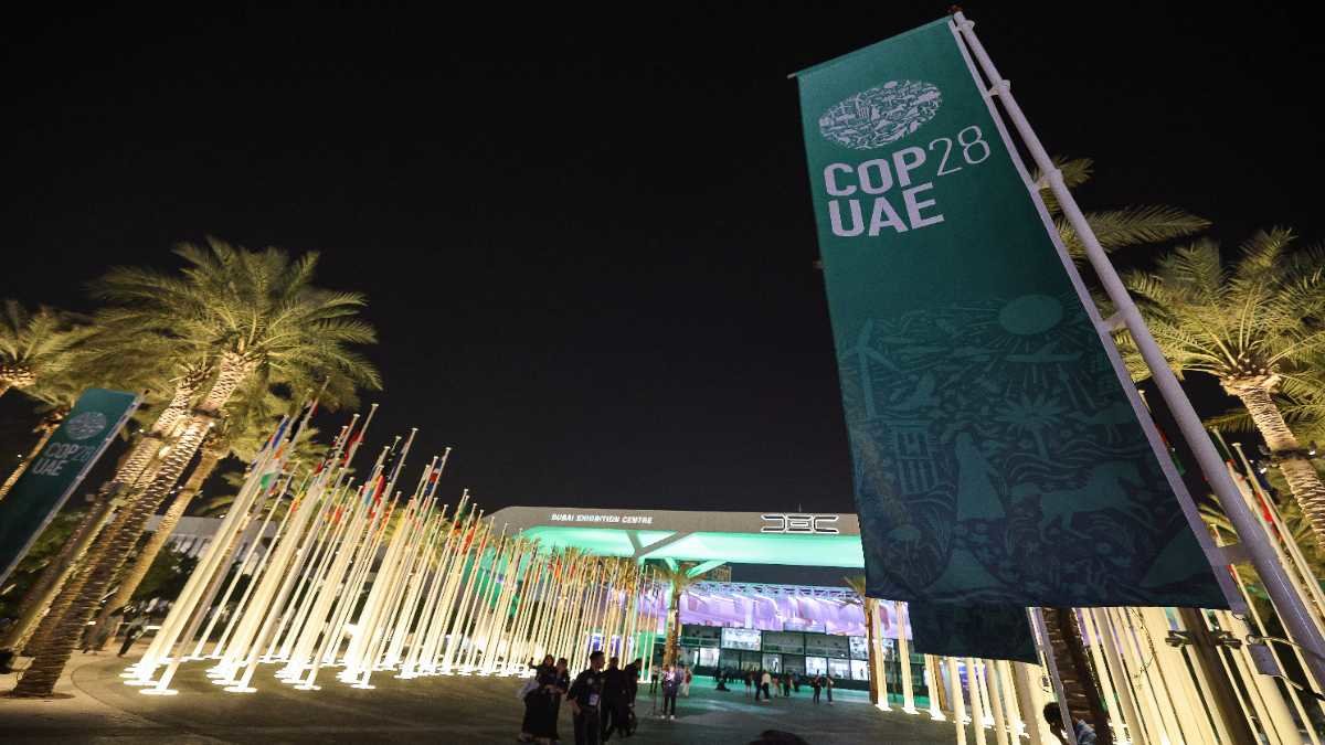 La COP28 no fijó compromisos con plazos. Foto: Giuseppe Cacace / AFP.