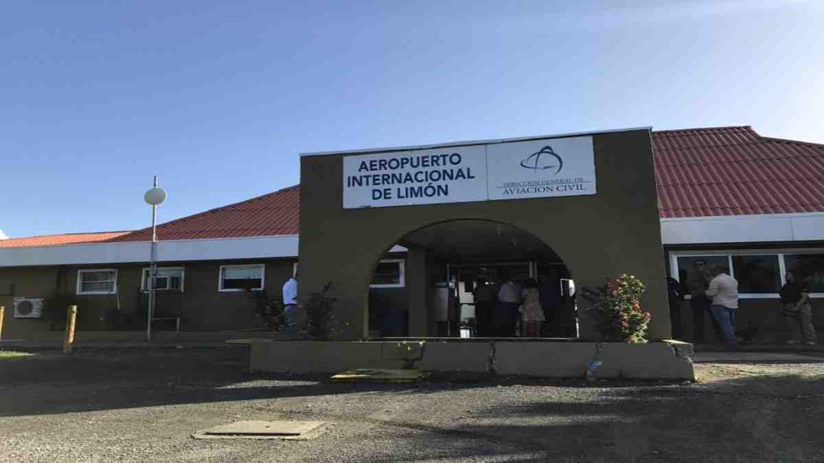 Aeropuerto de Limón grande listo.jpglisto