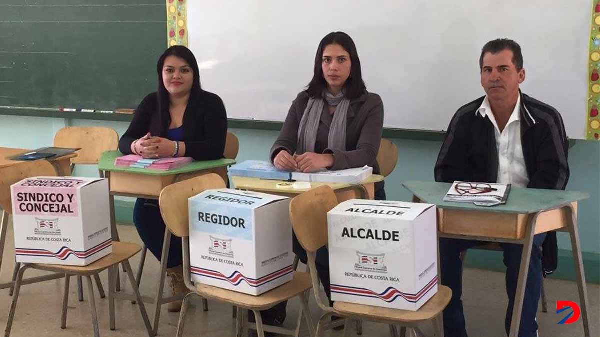 Las mesa electoral tendrán las papeletas que costaran $2 millones de dólares. Foto:TSE