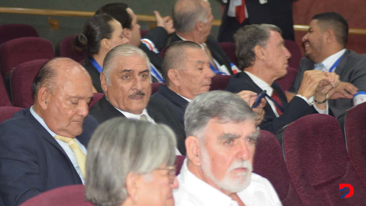 Los  miembros del Cuerpo de Delegados y observadores siguieron detenidamente los resultados de las Elecciones municipales 2024. Foto Sócrates Colindres Lagos