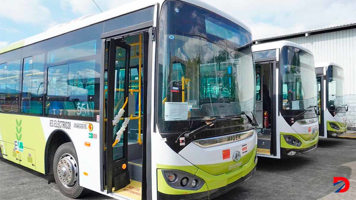 De acogerse la iniciativa, los operadores que cambien a buses eléctricos se les ampliarían los plazos de concesión a 15 años. Foto: ICE.