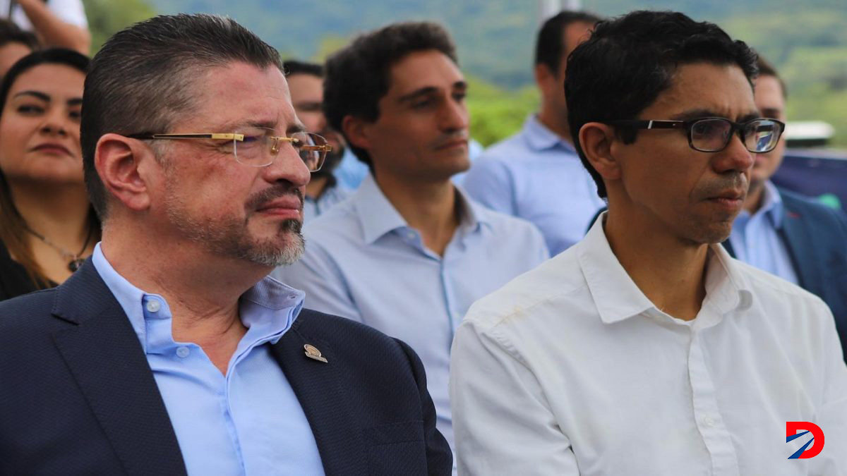 Luis Amador acompañó al presidente Rodrigo Chaves durante una gira en Coris de Cartago. Foto: Presidencia de la República.