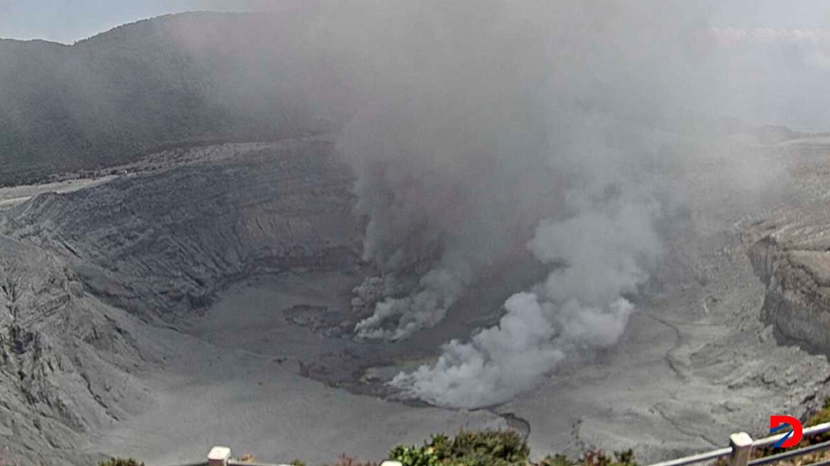 Autoridades realizan un cierre temporal al Parque para analizar si reabren el miércoles. Foto MINAE