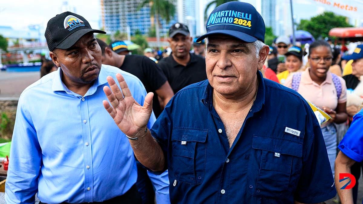 José Mulino, candidato presidencial en Panamá, durante un rally el pasado 26 de abril. Foto: Martín Benetti / AFP.