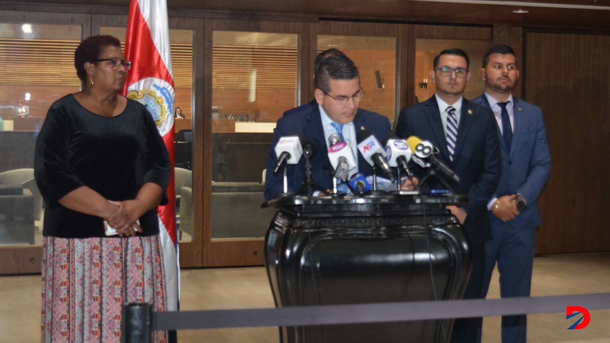 Rosalía Brown es propuesta por Nueva República para la Vicepresidencia de la Asamblea Legislativa. Foto Sócrates Colindres