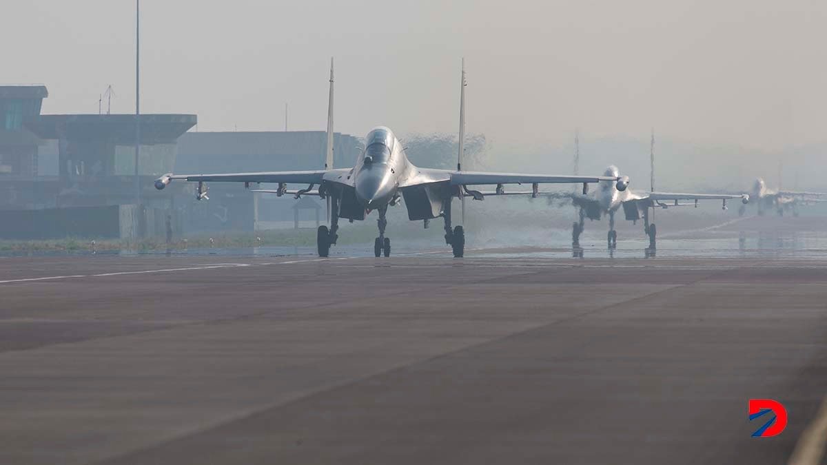 Aviones de Guerra chinos se aprestan a tomar parte en las maniobras militares alrededor de Taiwan. Foto: Eastern Theater Command of China's People's Liberation Army / AFP.