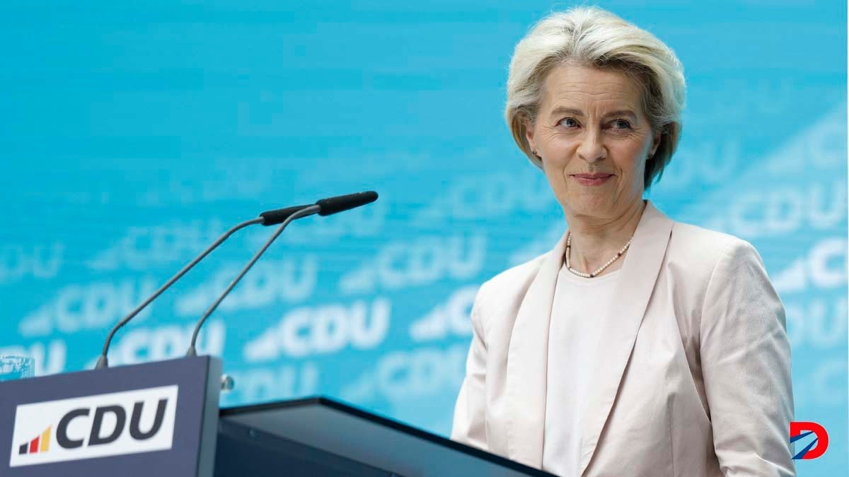 La presidenta de la Comisión Europea, Úrsula von der Leyen, durante una conferencia de prensa en Berlín. Foto: Odd Andersen / AFP.