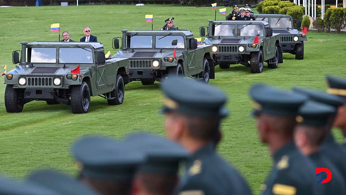 El presidente de Colombia, Gustavo Petro se preguntó cómo es que los tribunales de su país no han condenado a ninguna transnacional por sus vínculos con los paramilitares. Foto: Raúl Arboleda / AFP.