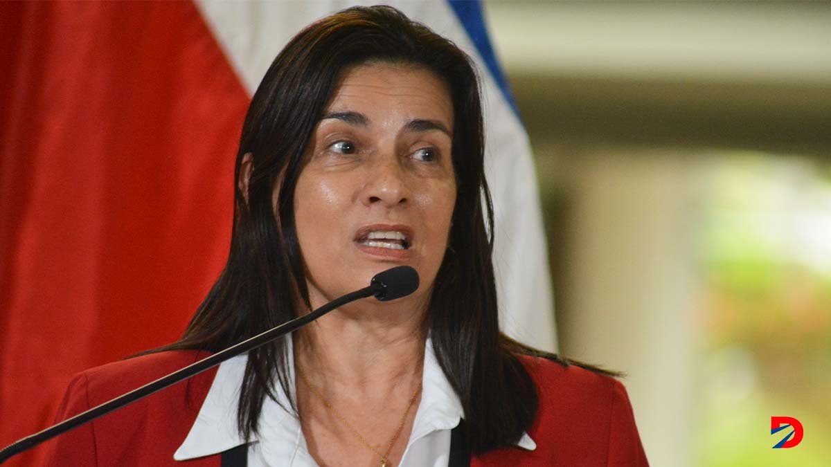 Presidente de la CCSS, Marta Esquivel afirmó que el faltante de especialistas es un problema provocado, pero no ahondó en detalles. Foto Sócrates Colindres.