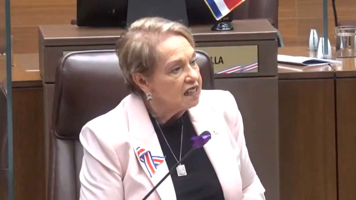 La diputada Gloria Navas proponente de la iniciativa considera que es importante castigas a los insitadores de usar menores de edad en delitos de sicariato