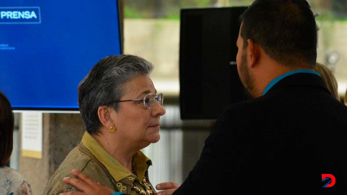 La ministra de Educación Pública, Anna Katharina Müller, manifestó que con el nuevo plan  busca reducir la brecha digital. Foto Sócrates Colindres