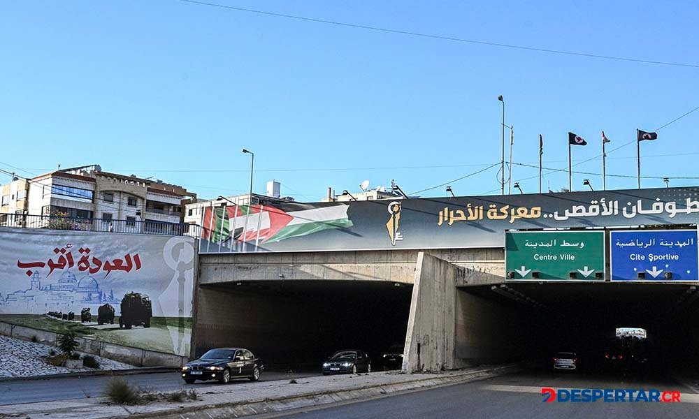 Israel atacó posiciones de Hezbollah en Líbano. La tensión aumenta en Beirut, la capital. Foto: Joseph Eid / AFP.