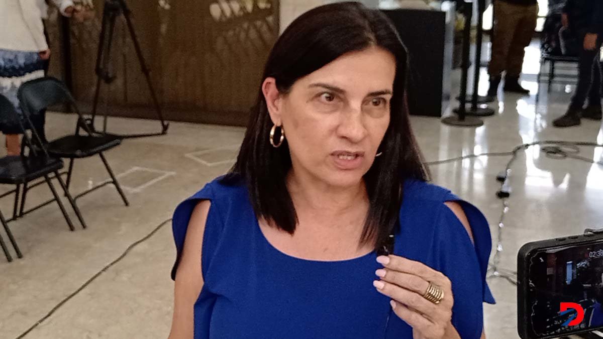 La presidenta de la CCSS,  mareta Esquivel fue suspendida de su cargo tras oroden del juez.